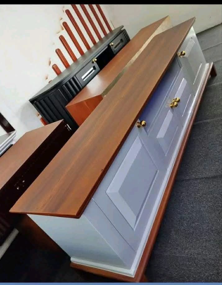 Grand Heritage Lounge Suite